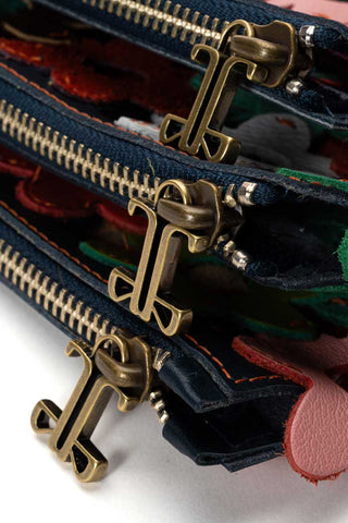 The Daisy Interlocking Leather Clutch Medium Multicolor 2